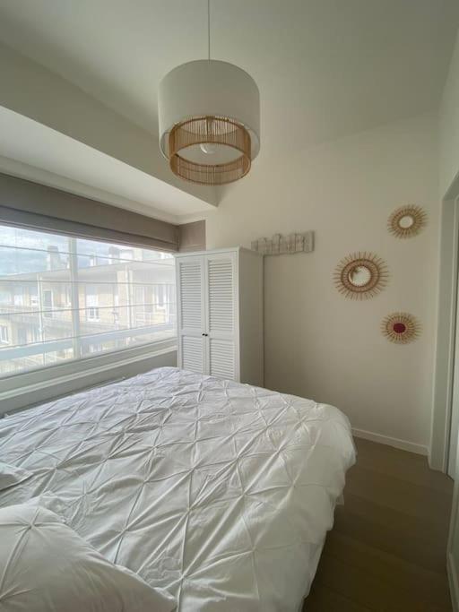 1 Chambre Avec Parking Au Coeur De Bruxelles 2D Esterno foto